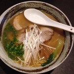 よつ葉や - 鶏白湯醤油ラーメンチャーシュートッピング　650円＋200円