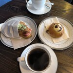 アドゥマン - イートインで食べられます