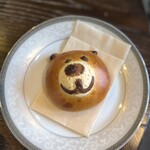 アドゥマン - くまのクリームパン