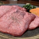 神戸牛炭火焼肉 いく田 - 