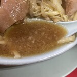 ラーメン富士丸 - スープ