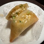 南翔饅頭店 - 蟹味噌入り春巻き