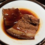 南翔饅頭店 - 豚角煮　皮付きぷるるん