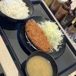 松のや - ロースカツ定食　690円