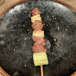 鳥茂 - こめかみのねぎま焼き