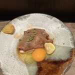 鳥茂 - 和牛すき焼き生玉子つき