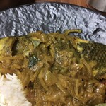 LAILY - 見た目はちょっとゴツいですが、淡白な味わいがカレーによく合っていました