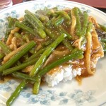 天竺 - ソンミュウ丼！うまい！ちょっと辛い。