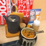 とんかつ かつや - 卓上の色々