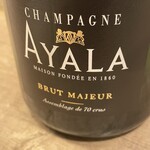 ワイン÷炭火焼き酒場cacco - 