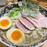 北千住煮干中華蕎麦 かれん - 料理写真: