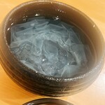 貴山 - 作りたてのくず粉です