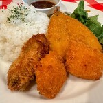 Oyster Bar ジャックポット - 今週のプレート 1,300円
サラダ、ドリンク付き