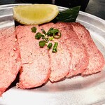 たまには焼肉陸 - 上タン塩