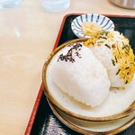 そば処奴一 - おにぎり2ヶ  ¥200