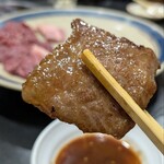 焼肉山吉 - 上カルビ