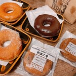 ケンジーズドーナツ西戸崎No.13CAFE （サイトザキナンバーサーティ