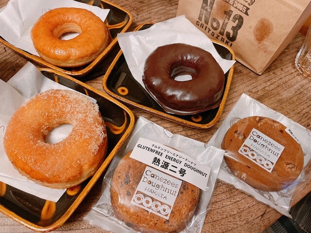 ケンジーズドーナツ西戸崎No.13CAFE （サイトザキナンバーサーティ