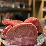 和牛のまるよし 谷四店 - 