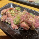二子玉川まんぷく - 牛タン切り落としの青唐焼き