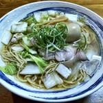 虎一番 - やさしい醤油ラーメン+煮たまご