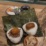 釜炊きおむすび うめぼし - 