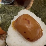 釜炊きおむすび うめぼし - 