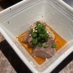 焼肉にくがとう - 本日のシェフの一品　タン筋の煮込み