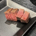 厚切り牛タン 焼肉 一心たん助 - 