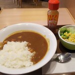 すき家 - 料理写真:カレー・サラダ・ランチセット600