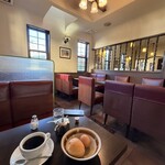 マウンテン - 店内