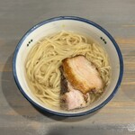 麺房 鶏くらふと - 濃厚なおつけそば（醤油） ¥1,100 の麺