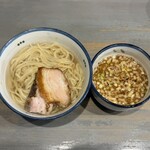 麺房 鶏くらふと - 濃厚なおつけそば（醤油） ¥1,100