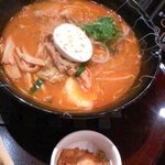 シジャン - 市場（シジャン）で、ユッケラーメン。802円。