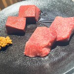 焼肉にくがとう - 