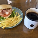 NAMAKEMONO CAFE - 生ハム&チーズとブレンドコーヒー