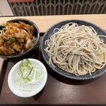 十割蕎麦 さがたに - 料理写真:かき揚げ丼セット(冷)880円