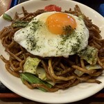 よこたや - 焼きそばは太麺