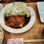 厚切りレアとんかつ やまとん - 