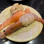 回し寿司 活 活美登利 - 新北海握り(大赤海老、生トロサーモン、生つぶ貝)