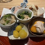 吉祥じ 和こん - 酒肴盛り合わせ　手前の銀杏大好き