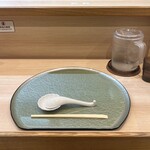 中華そば 深緑 - カウンター席