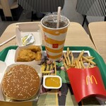 マクドナルド - 料理写真: