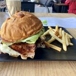Salty Bear - 料理写真:ベーコンチーズバーガー(Single)