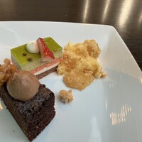 リュクス ダイニング ハプナ - 