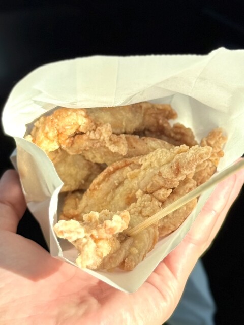 中津からあげテイクアウト専門店 中津 彩鶏々 （イロトリドリ） - 中津