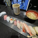 廻る富山湾 すし玉 富山掛尾本店 - 