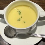 ラトリエ プリュ - コーンスープ