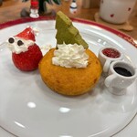 Cafe You-lulu - 12月限定スイーツ 焼きドーナツ de クリスマスリース(750円)
