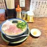 博多とんこつ 天神旗 - 超博多